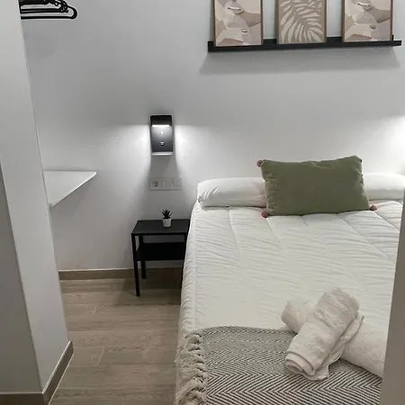 Mellis - Maria Zambrano Estacion De Tren & Bus Apartment Malaga