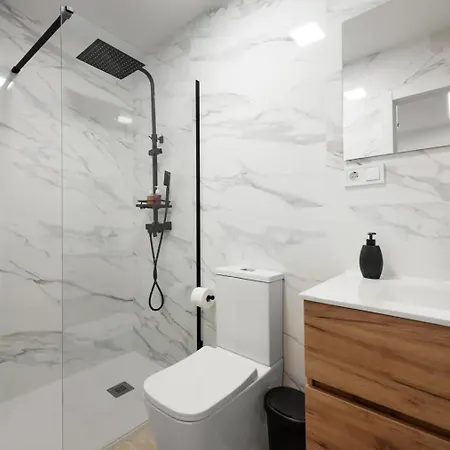 Appartement Mellis - Maria Zambrano Train Station & Bus *