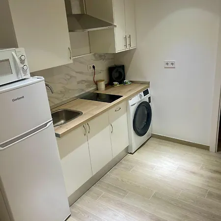 Appartement Mellis - Maria Zambrano Train Station & Bus *